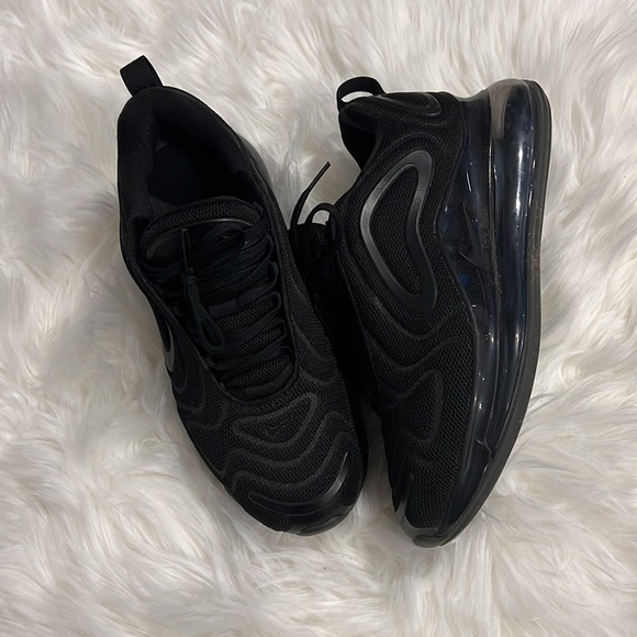 Nike Air Max 720 sneakers - Picture 2 of 5